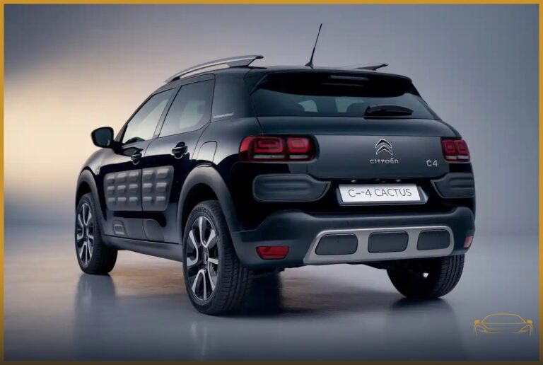citroen-c4-cactus-preto-traseira